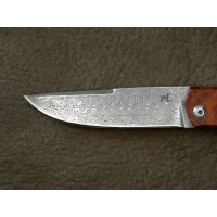Couteaux pliant avec lame en acier DAMAS
