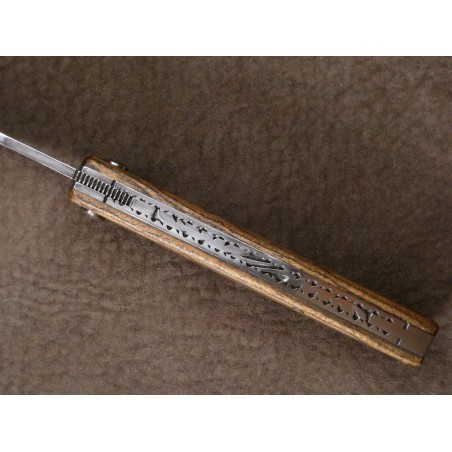 Couteaux pliant avec lame en acier DAMAS